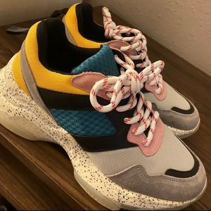 Steve Madden sneakers